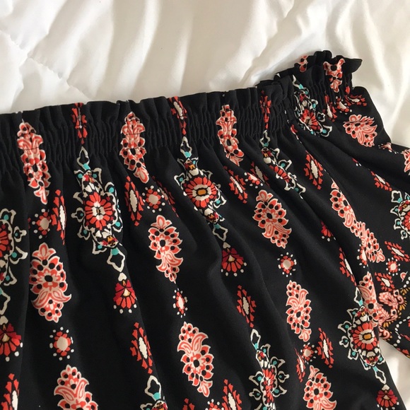 Off the shoulder blouse - Picture 5 of 5